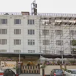 Oyo 12496 Skyotel