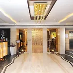 Oyo 12496 Skyotel