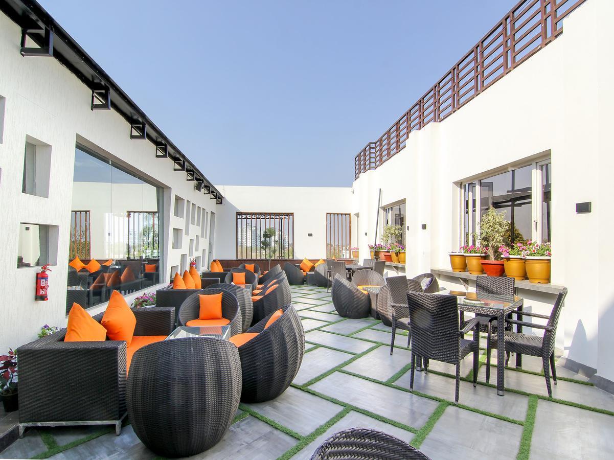 Oyo 12496 Skyotel Lucknow