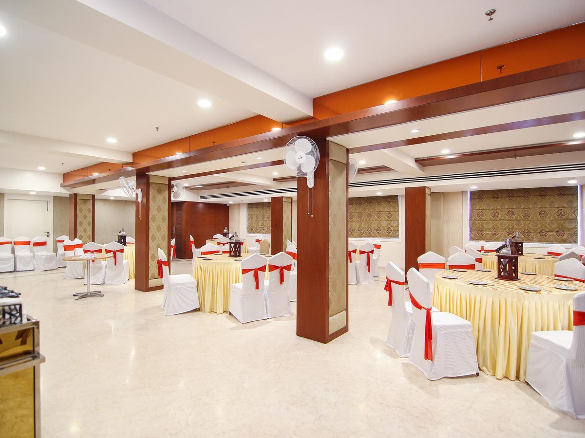 Hotel Oyo 12496 Skyotel